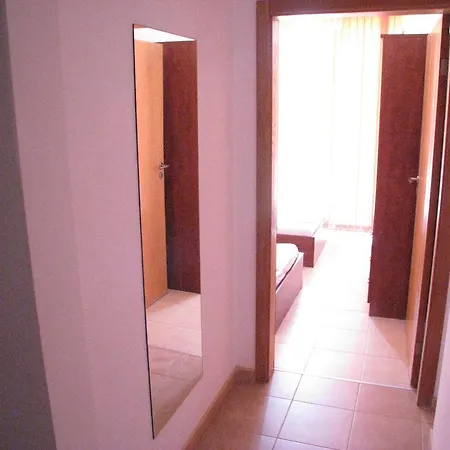 Apartament Mnp North *